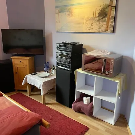 Mit Eigenem Bad In Einfamilienhaus جوسلار