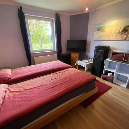 Mit Eigenem Bad In Einfamilienhaus شقة جوسلار